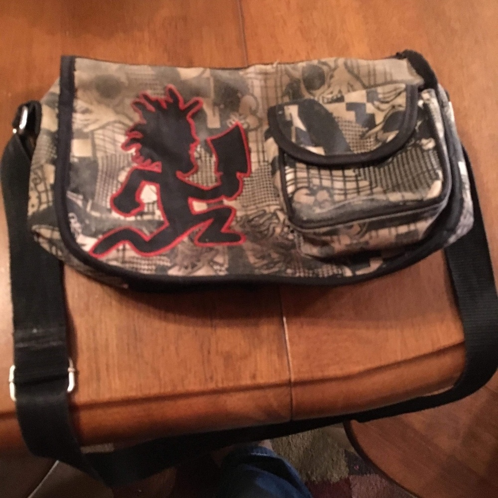 Hatchetman Purse ICP